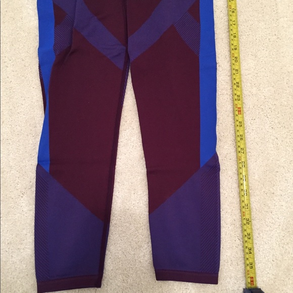 Victoria Sports-Maroon & Blue Leggings Size M - Picture 3 of 9